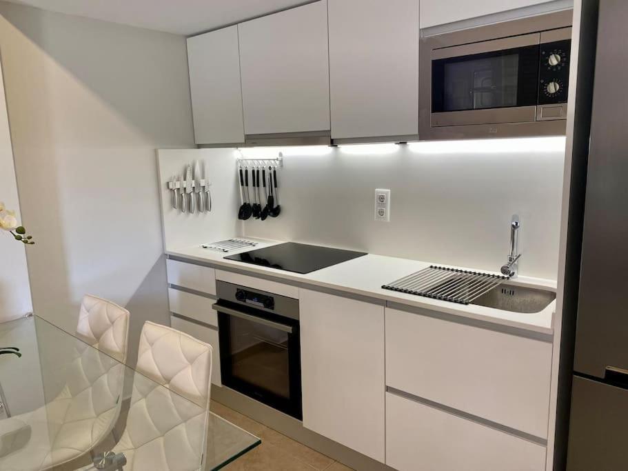 Piso De 2 Habitaciones, 3 Piscinas Y Cerca Del Mar Rosas Exterior foto